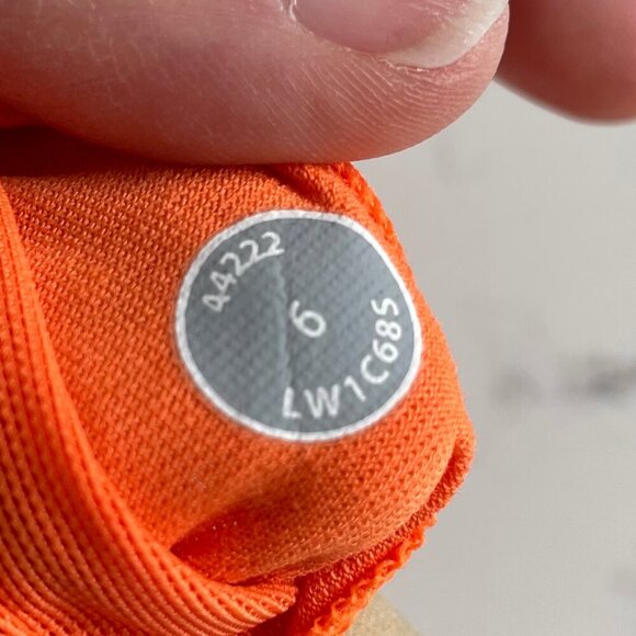 Lululemon Power Y Tank * Luon Light Yoga Workout Rback Top Pizzaz Orange Sz 6 - Picture 9 of 10